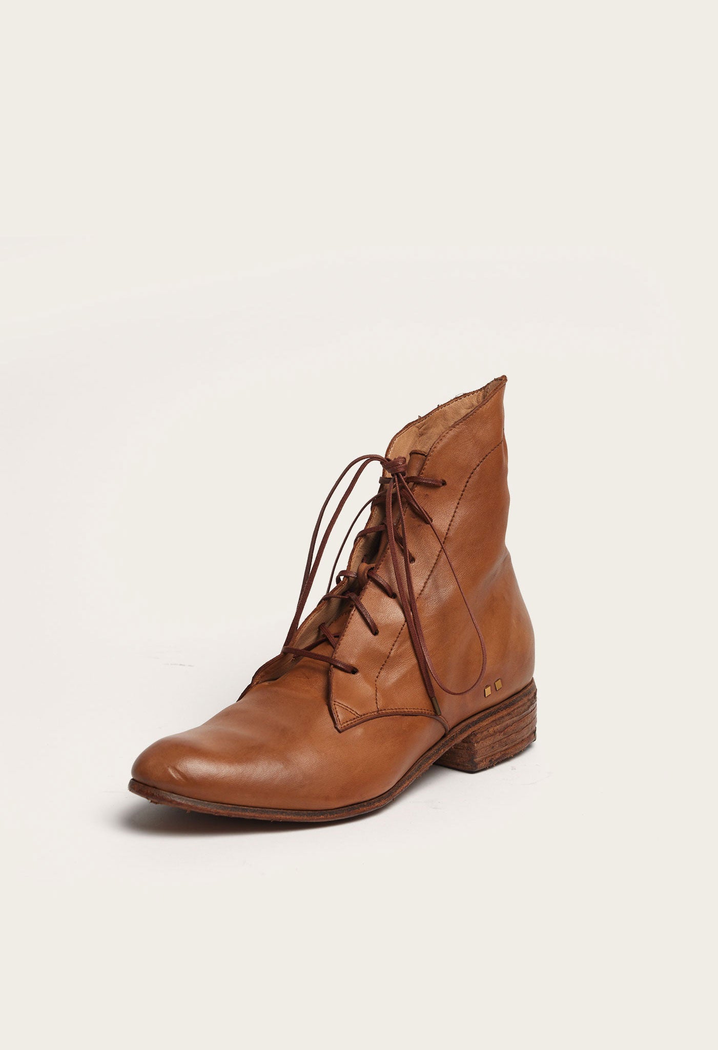 LNO The Women's Mansfield: Caramel Leather Size W38 (Worn for Photography/Stylist Loan)