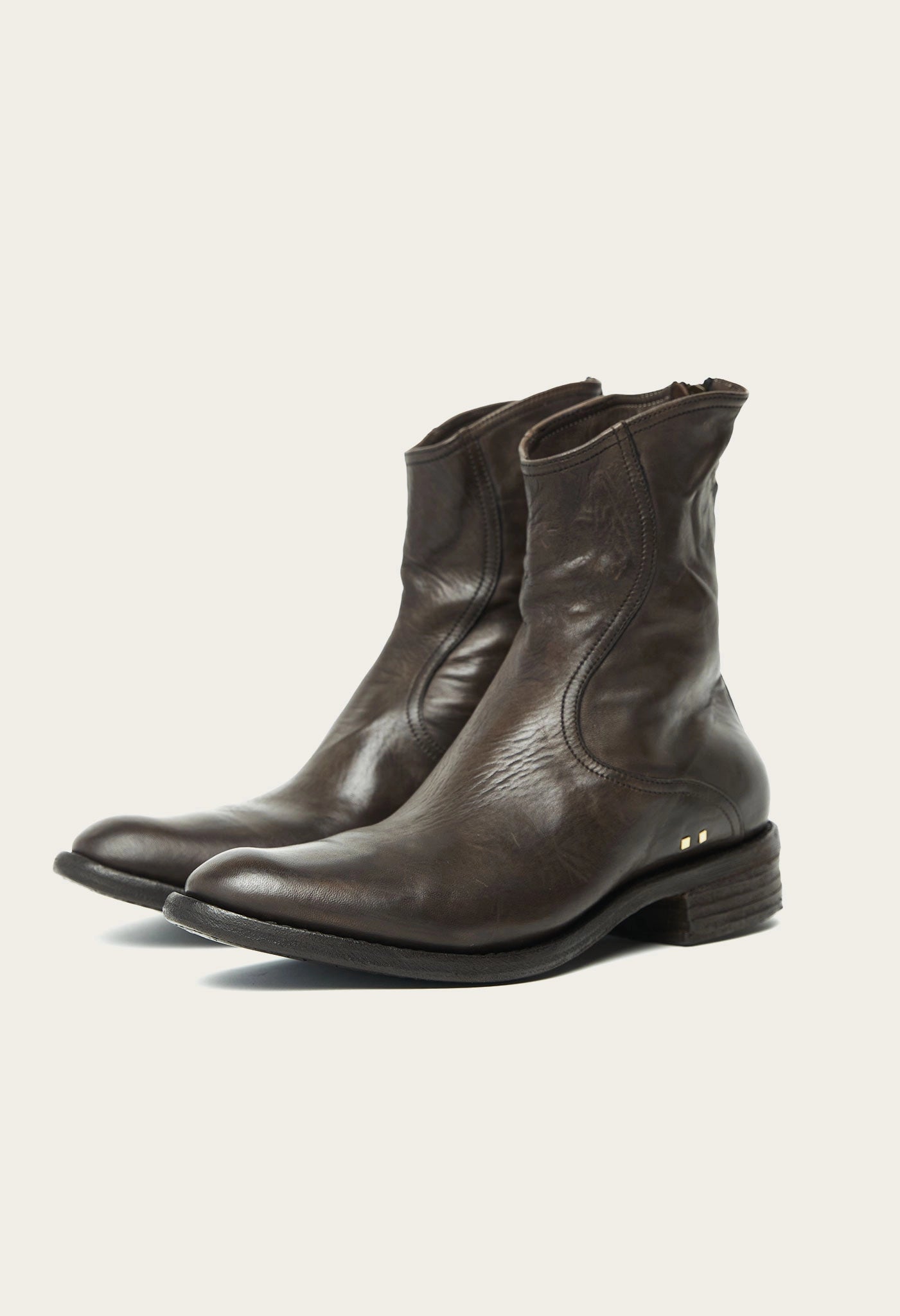 luxury womens leather boot in dark brown handmade by atelier savas in nashville tennessee