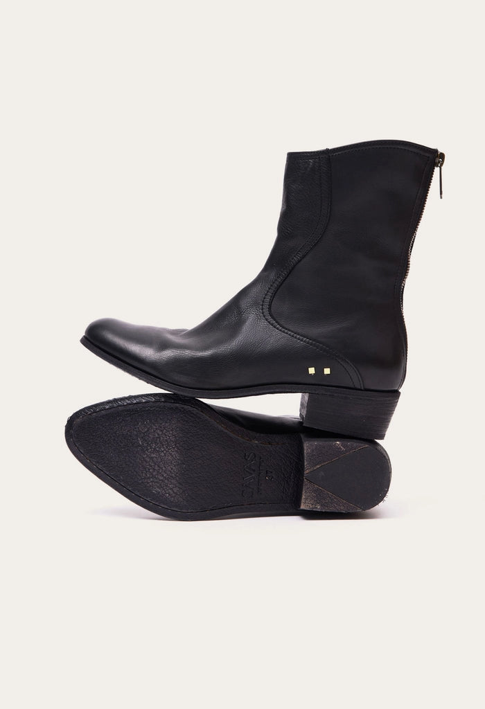 artisan-made black leather boot with cuban heel and handmade details by luxury western wear designer atelier savas in nashville tennessee