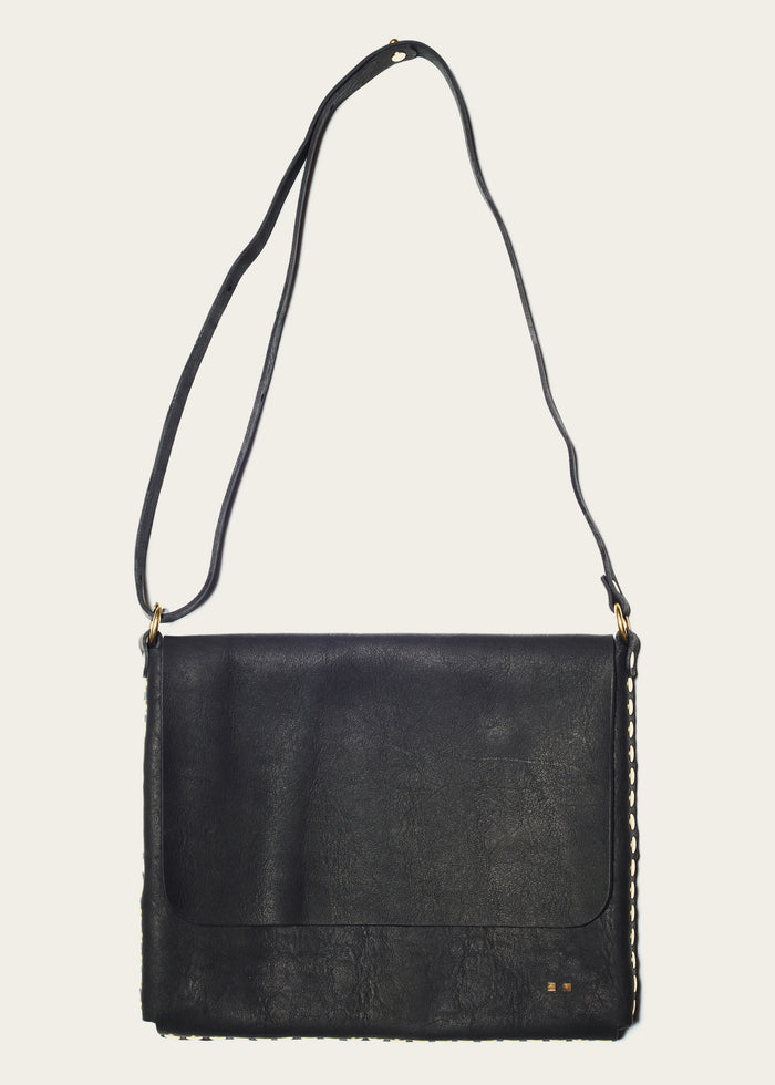western inspired crossbody satchel bag in black for men and women by atelier savas in nashville tennessee