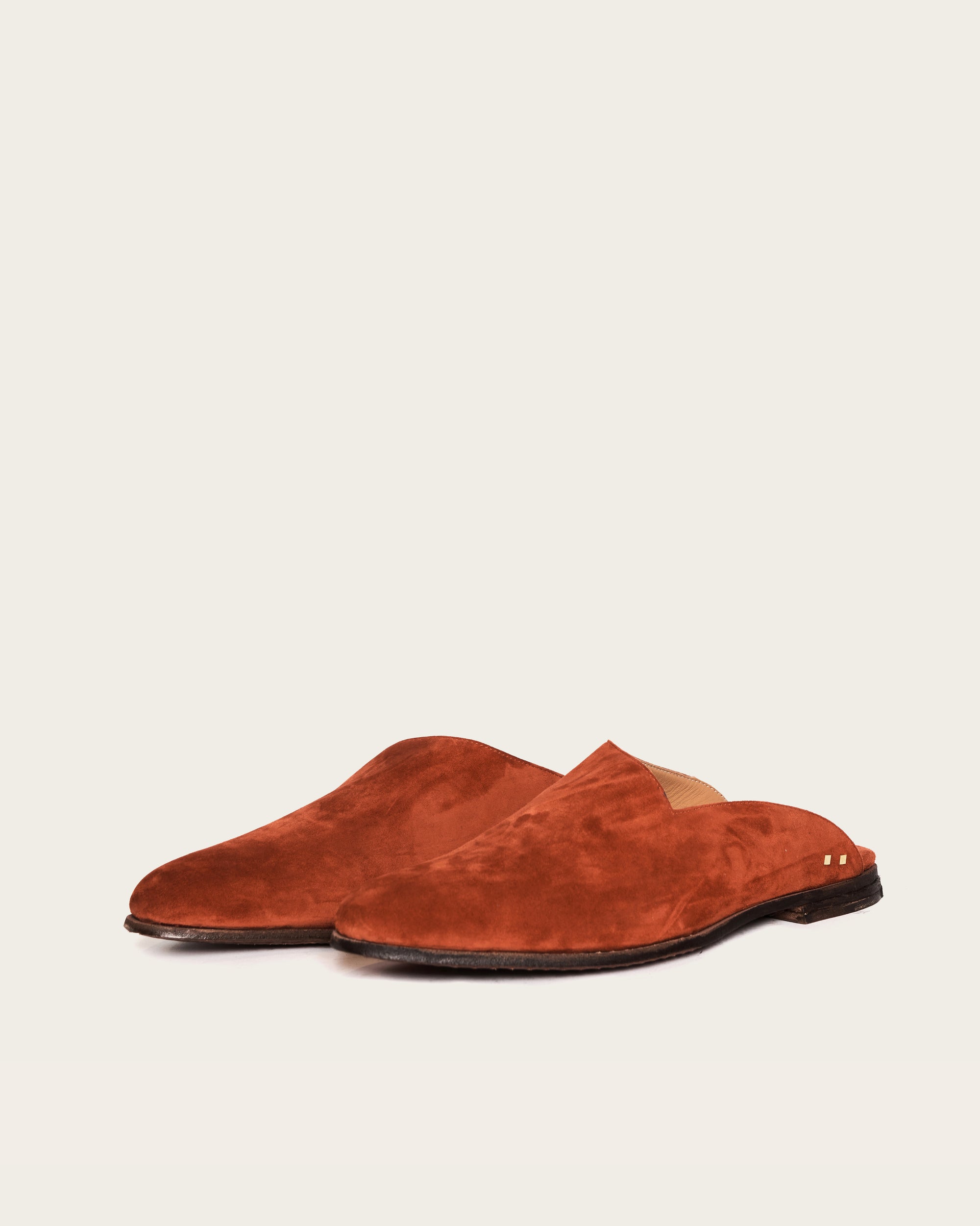 The Letta Slipper: Saffron Suede