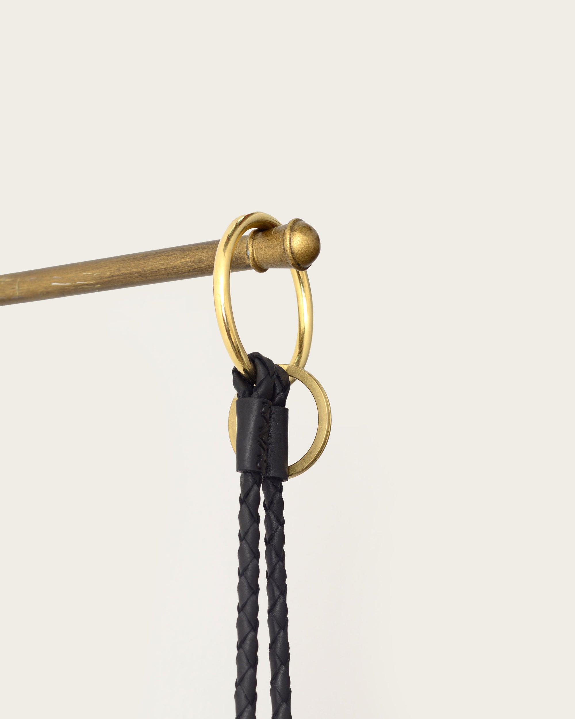 The Key Lasso: Black Leather (18")