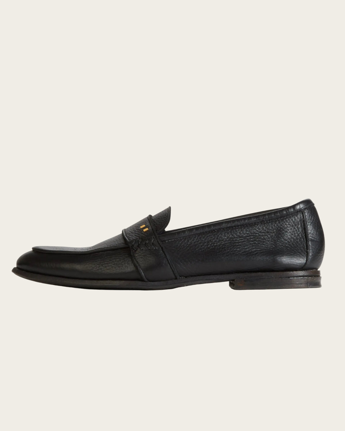 Atelier Savas The Coyle black pebbled deer leather loafer, Two Dots signature hardware, hand-stacked leather heel