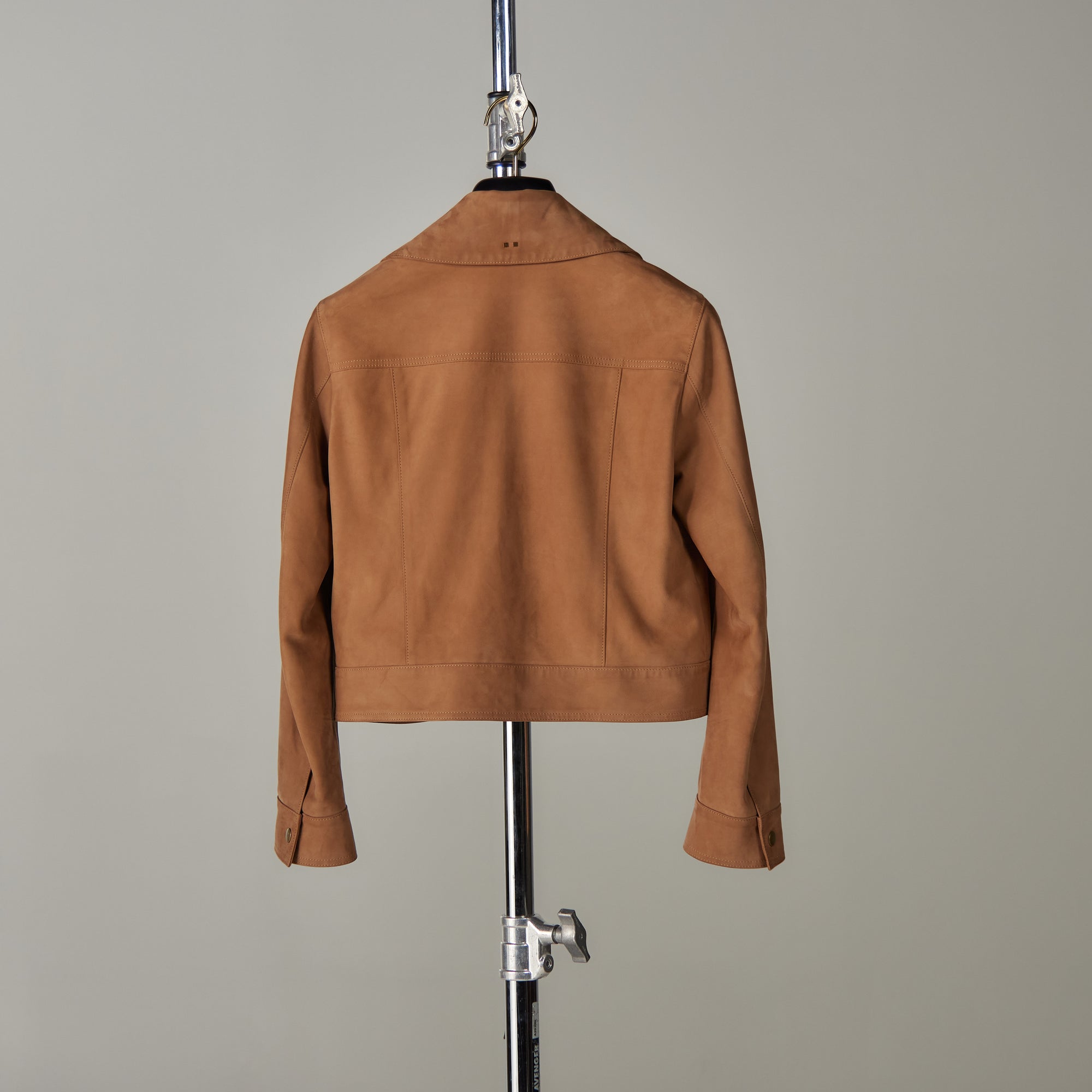Womens 68' Sand Nubuc Calf Size 4