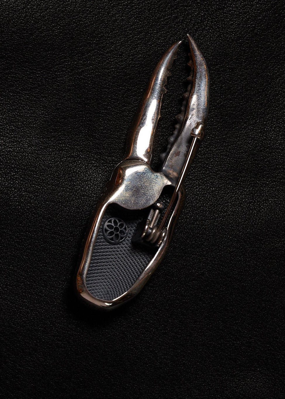 Savas x Good Art HLYWD - A Crab's Eye View Brooch