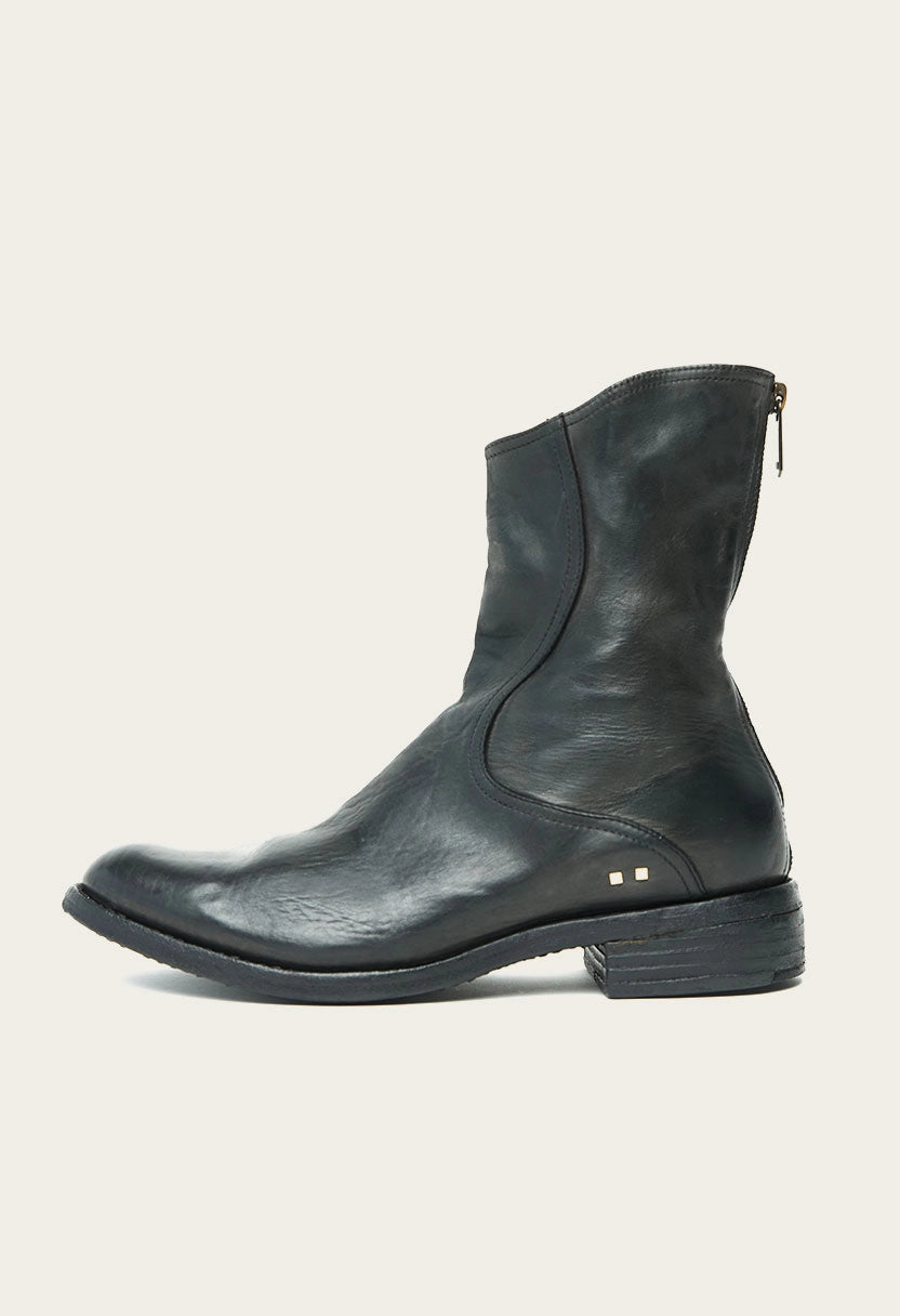 men's artisan made leather boot with italian leather by luxury western wear designer atelier savas in nashville tennessee
