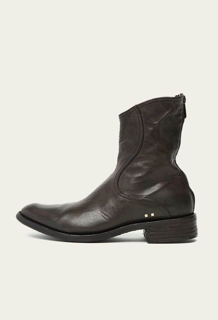 artisan-made dark brown leather boot for men and women by luxury western wear designer atelier savas in nashville tennessee
