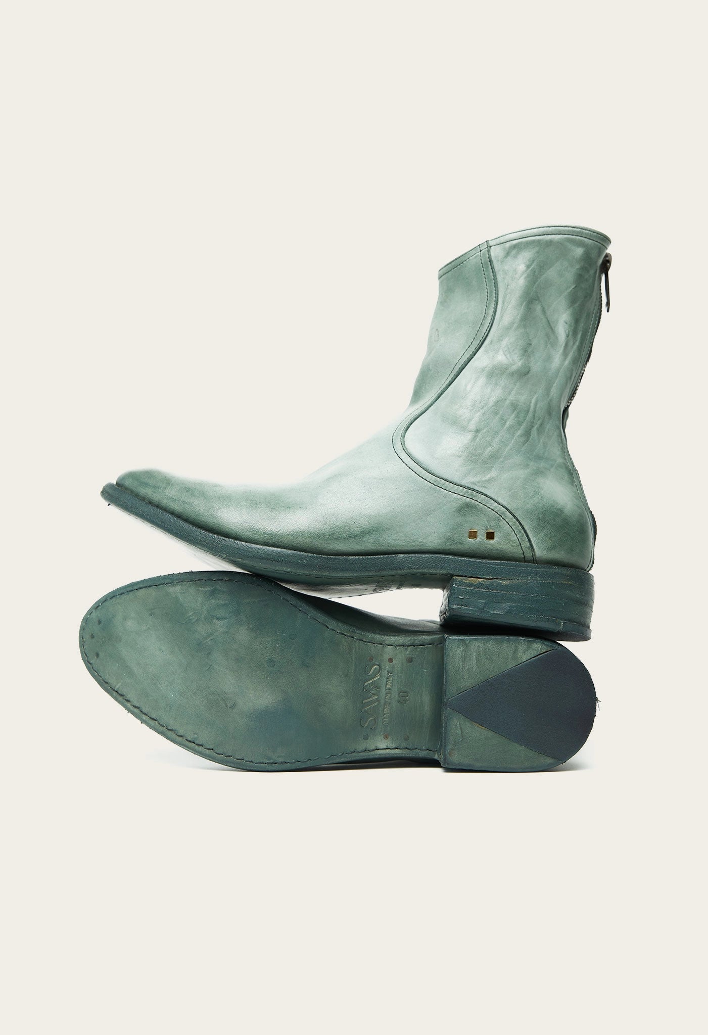 custom leather boot for men and women artisan made by luxury western wear designer atelier savas in nashville tennessee